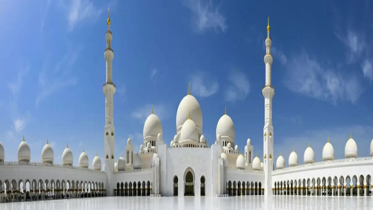 مركز جامع الشيخ زايد الكبير يفتح أبوابه لمسابقة ضي للتصوير